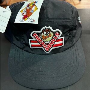 Chicago Bulls Black Cap X looney tunes
